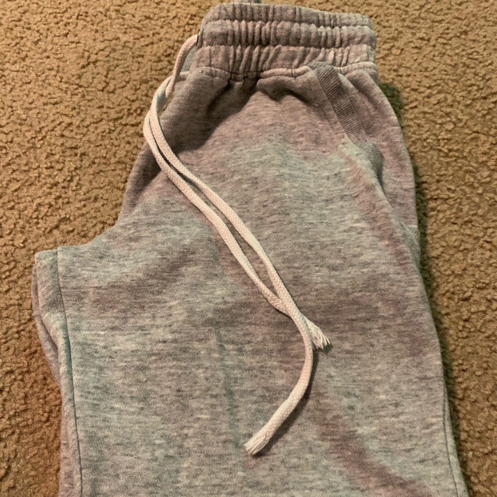 Cotton on gray sweats
